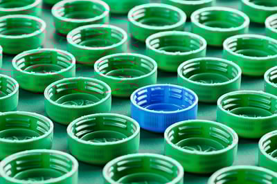 640-green-and-blue-plastic-bottle-caps