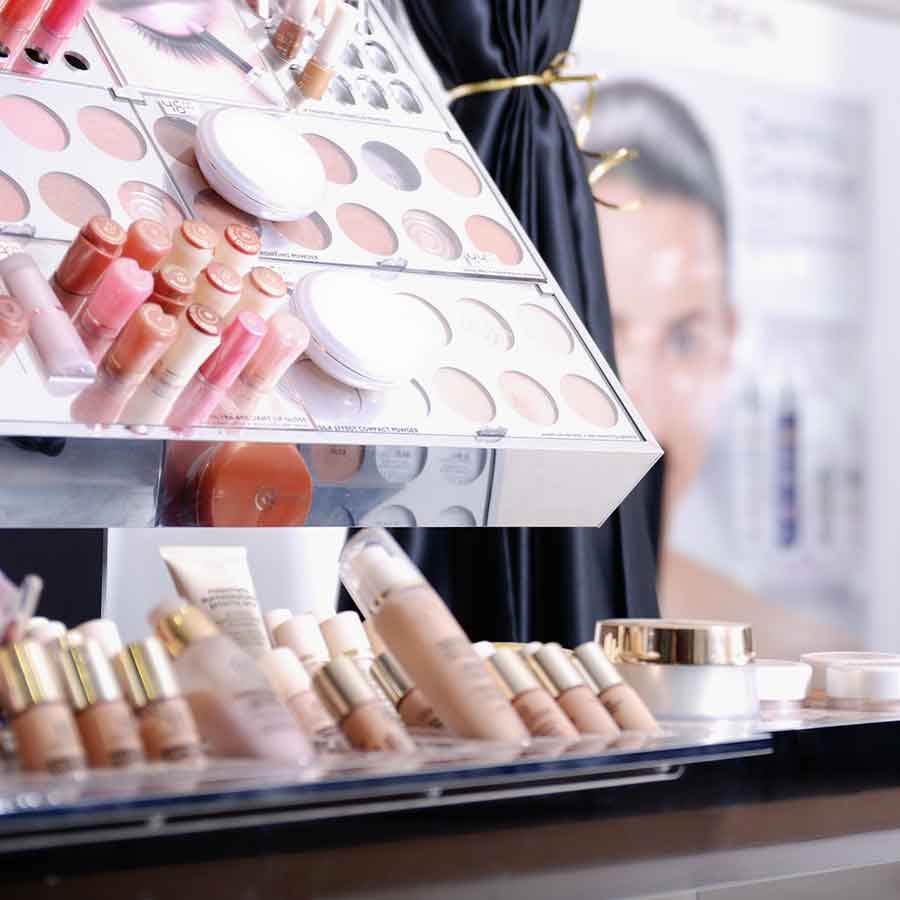Cosmetics-MOCRA-QMS-Software-900x900